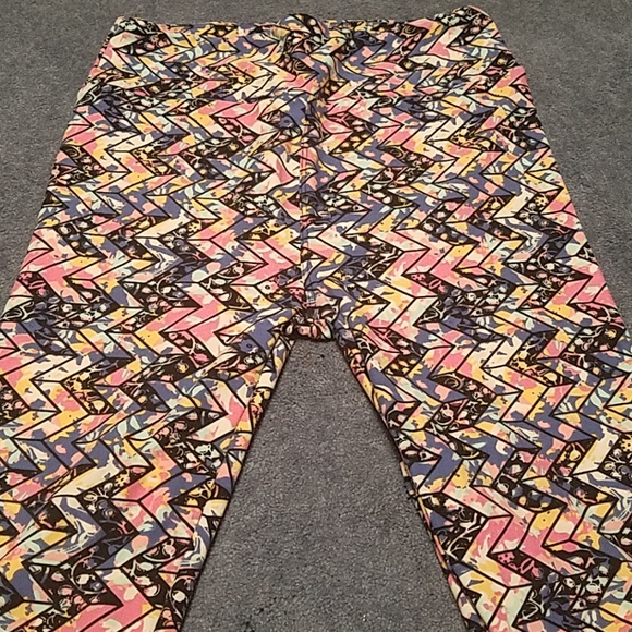 Lularoe Leggings - Picture 1 of 2